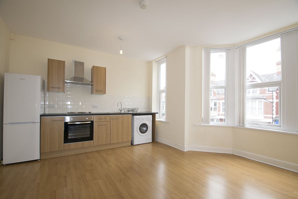 Property photo 2 of 5 Photo 3