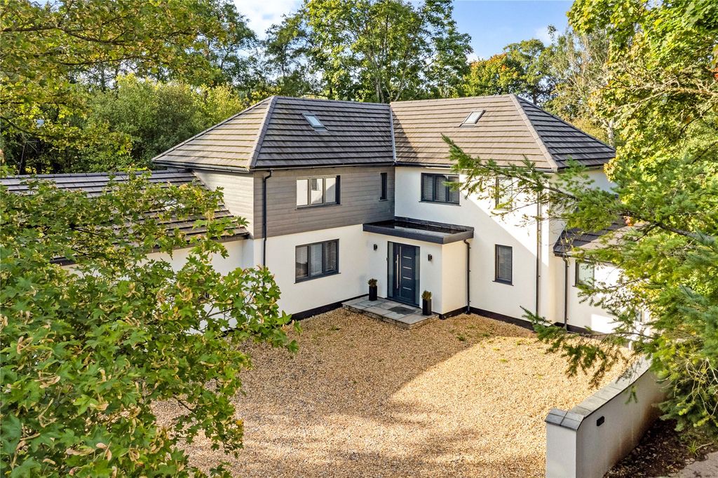 Property photo 1 of 20 Exterior