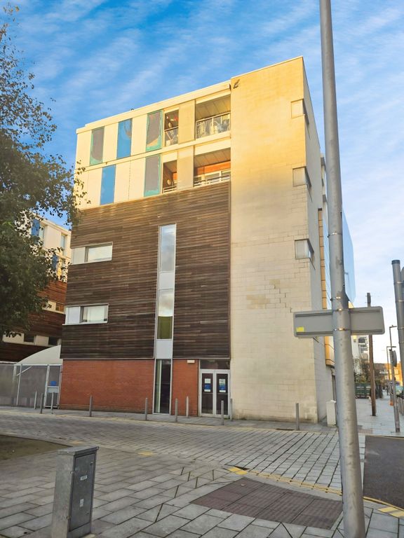 Property photo 2 of 12 E705Eb7A-Img-20251111-Wa0042