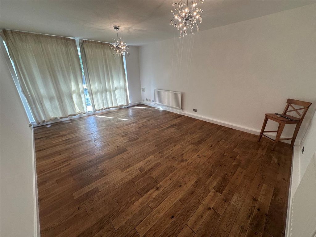 Property photo 1 of 8 6.Jpg