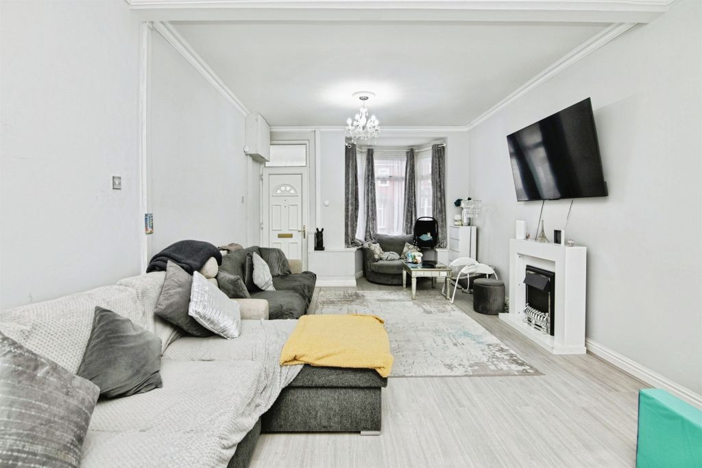 Property photo 2 of 15