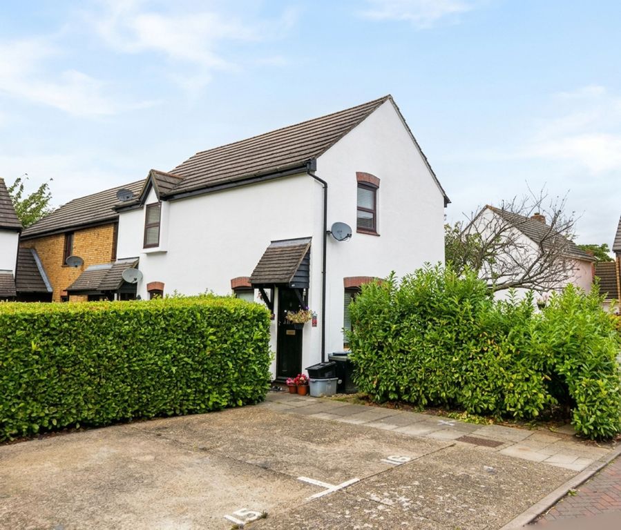 Property photo 1 of 9