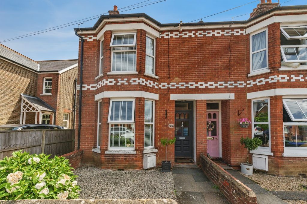 Property photo 1 of 19