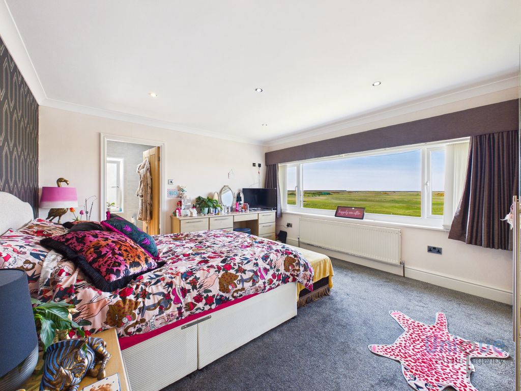 Additional image 28 of 6 bed detached house for salePrinces Way, Fleetwood FY7