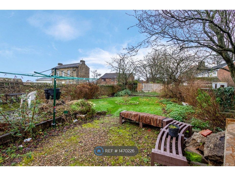 Property photo 2 of 7 Back Garden