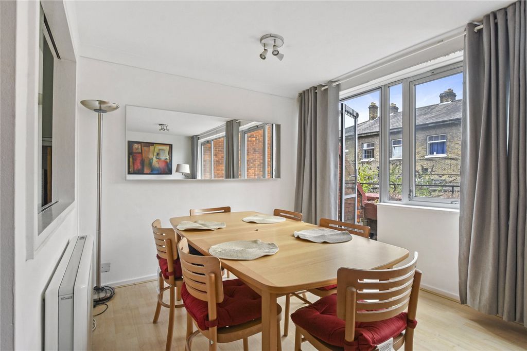 Property photo 3 of 12 Picture No. 28