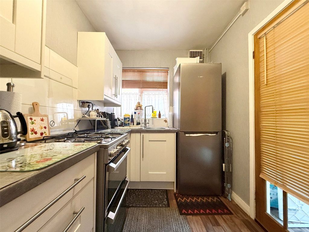 Property photo 3 of 19 Picture No. 08