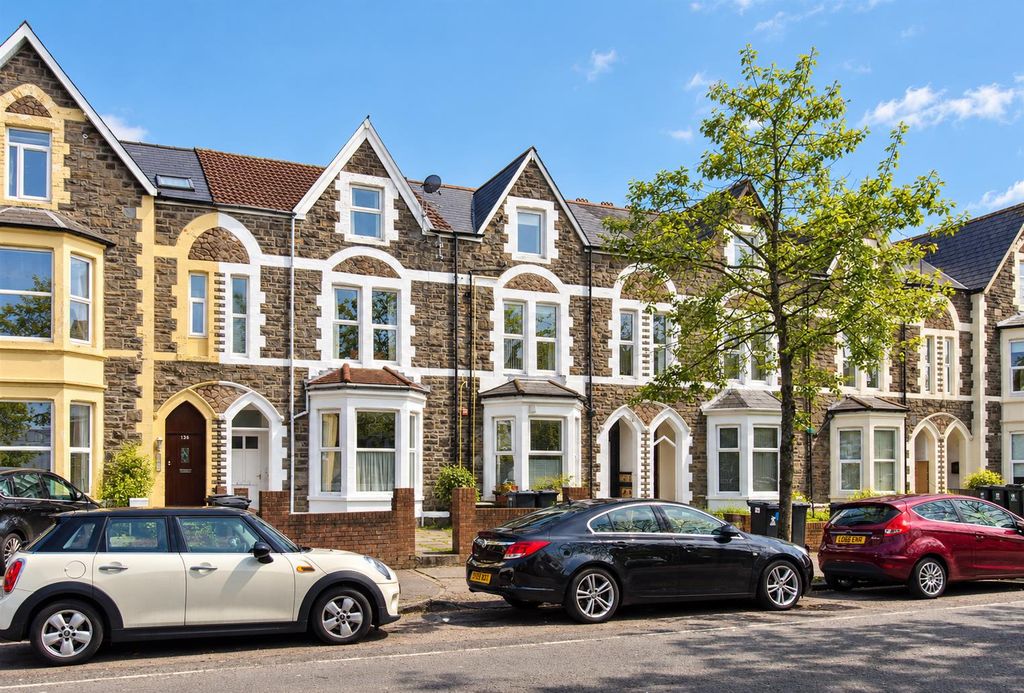 Property photo 1 of 6 Acc231A6-6615-4Fa8-B56c-177F890d951B.Png