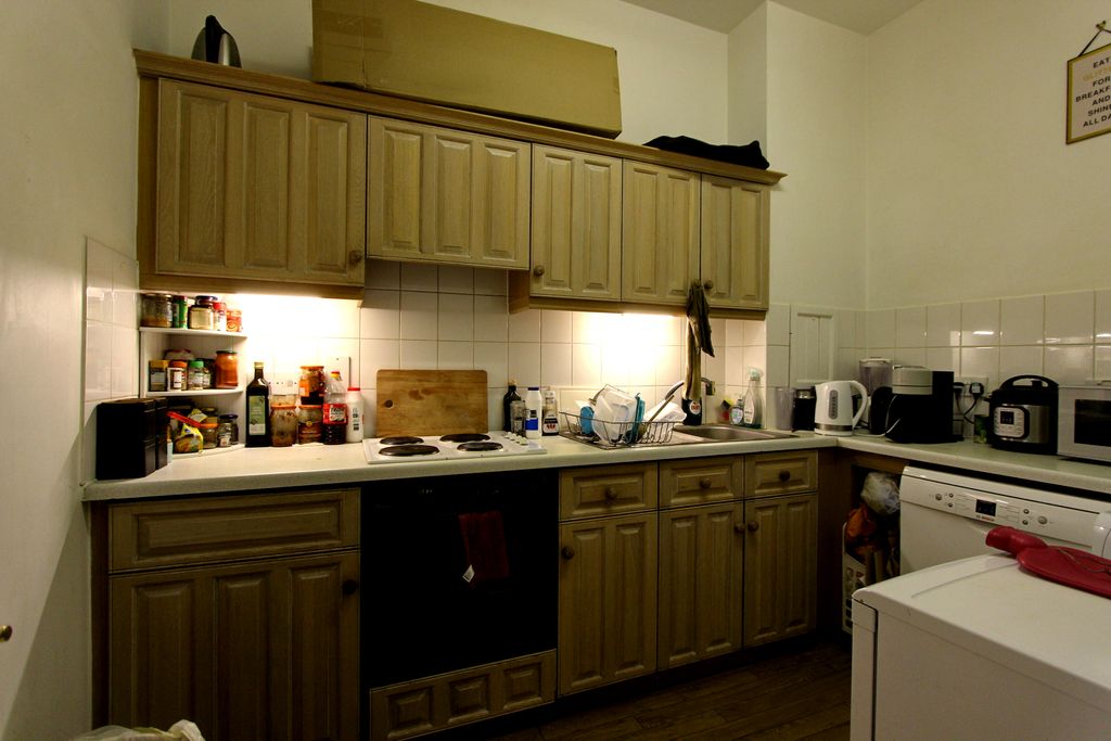 Property photo 2 of 8