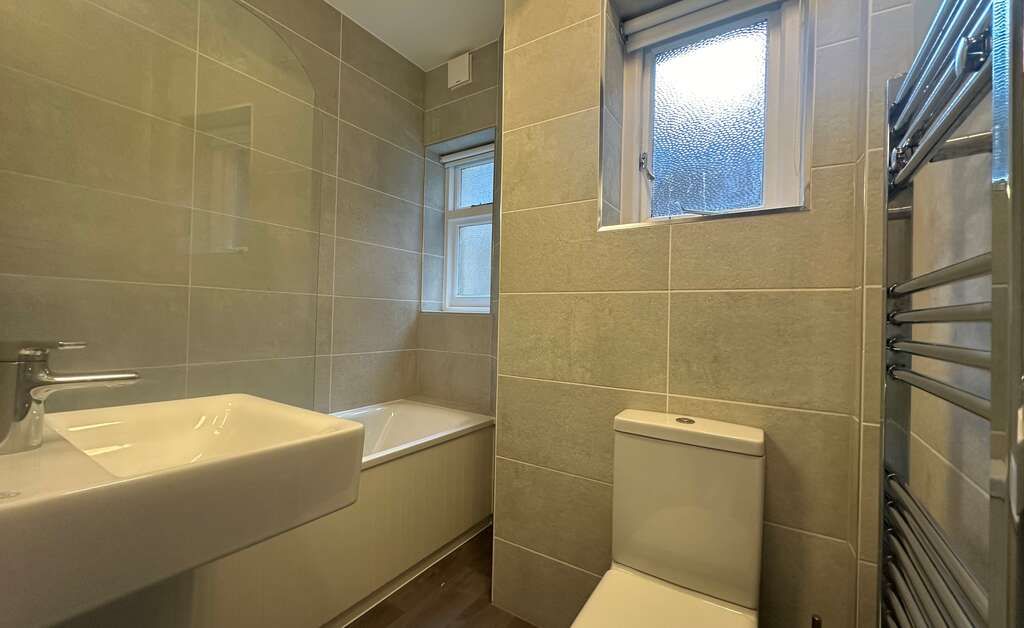 Property photo 3 of 3