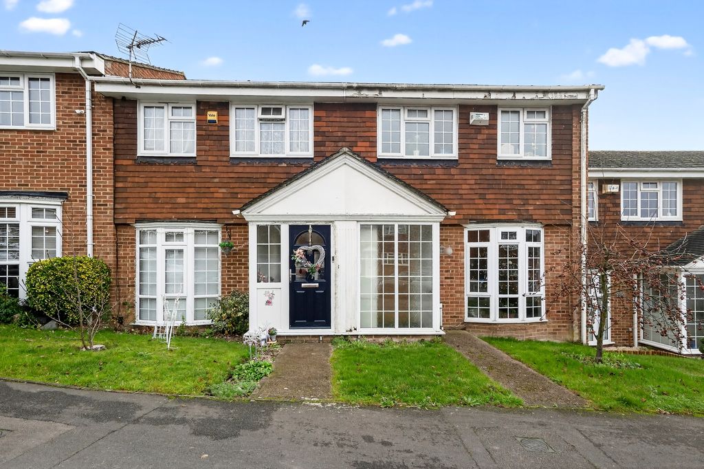 Property photo 1 of 20 Front View