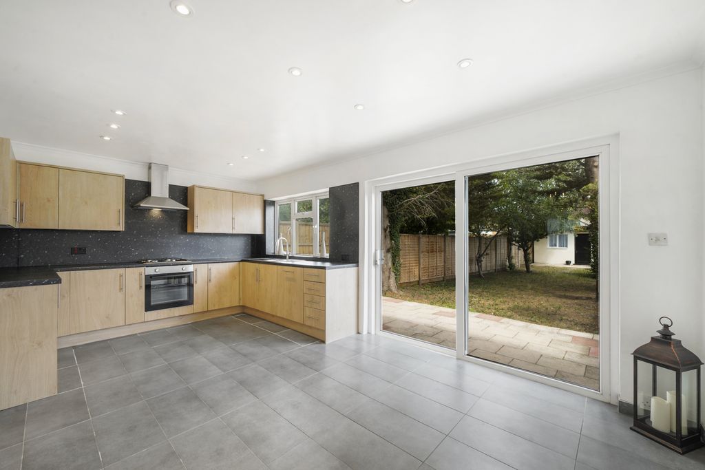 Property photo 1 of 15 An Impressive, Freshly Renovated Four-Bedroom Semi-Detached Family Home