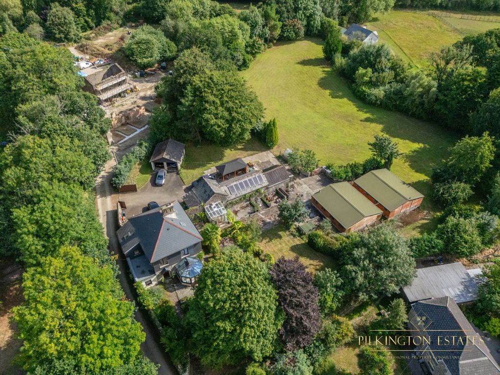 Property photo 1 of 31 4347310