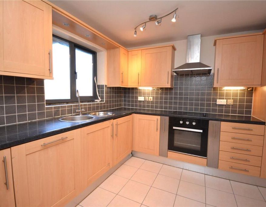 Property photo 2 of 5