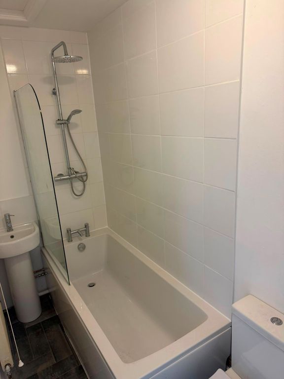 Property photo 2 of 3