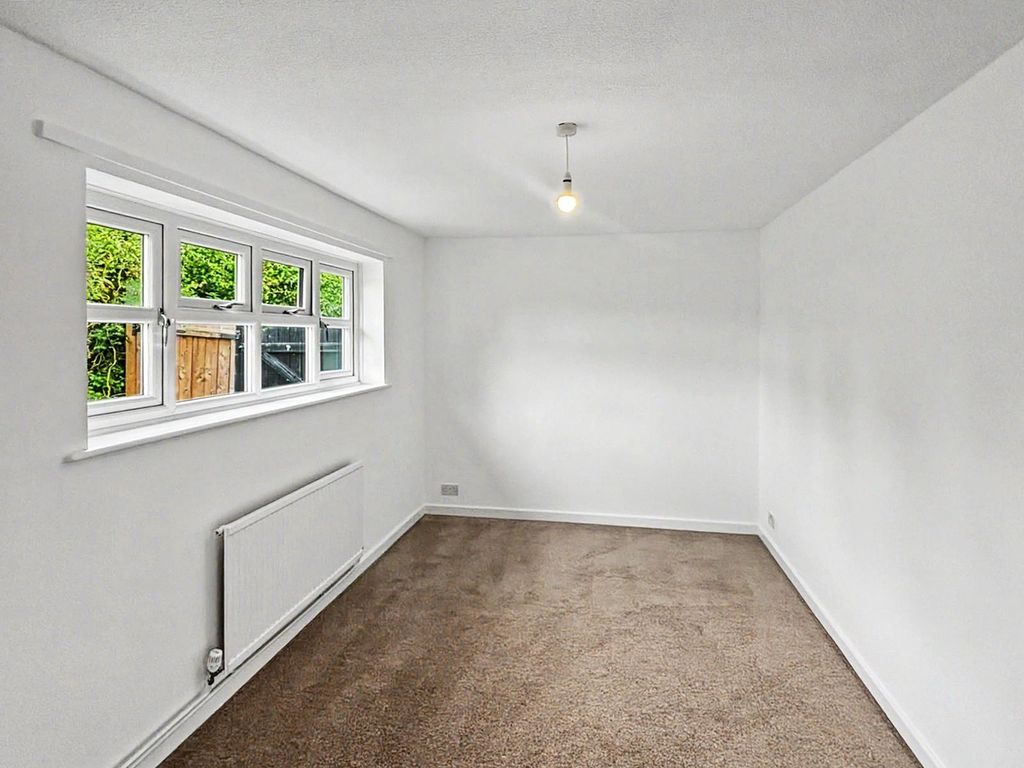 Property photo 2 of 12 Picture No. 03