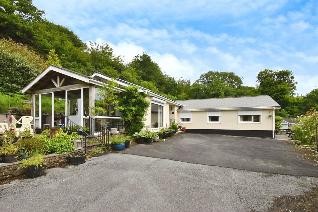 Property photo 1 of 51 Picture No. 55