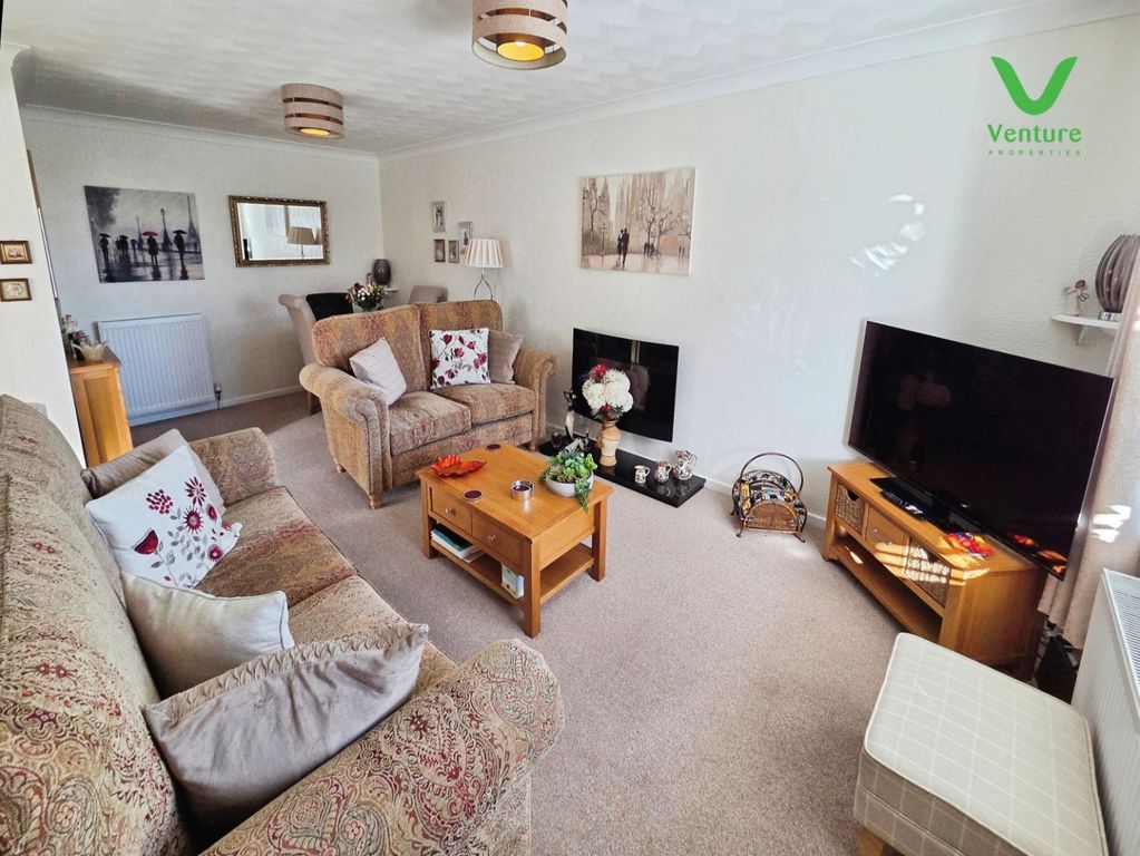 Property photo 2 of 21 Pbox-Img.Jpg
