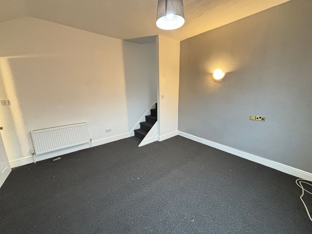 Property photo 3 of 9 Image