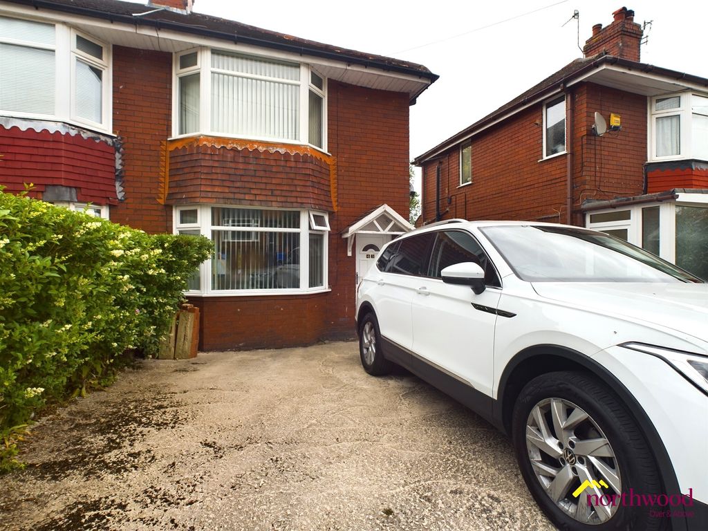 Property photo 3 of 10