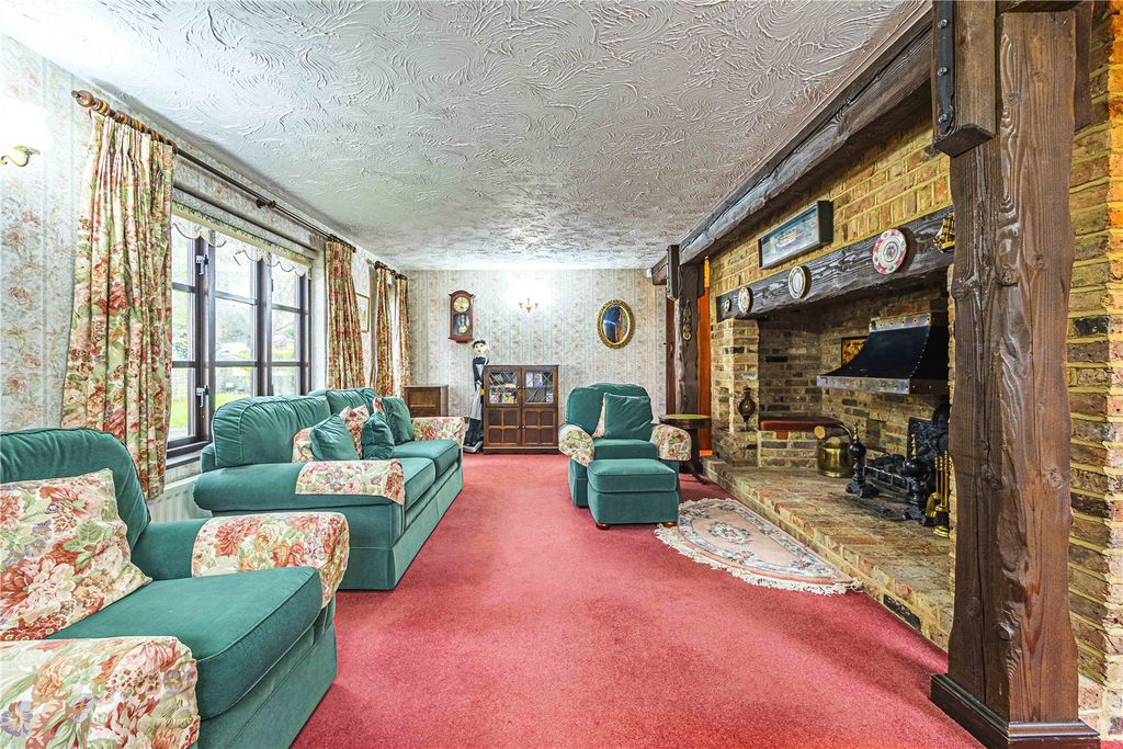 Property photo 2 of 25 Picture No. 40