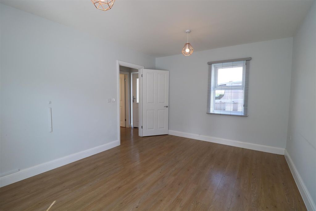 Property photo 2 of 15 Img_0497.Jpg