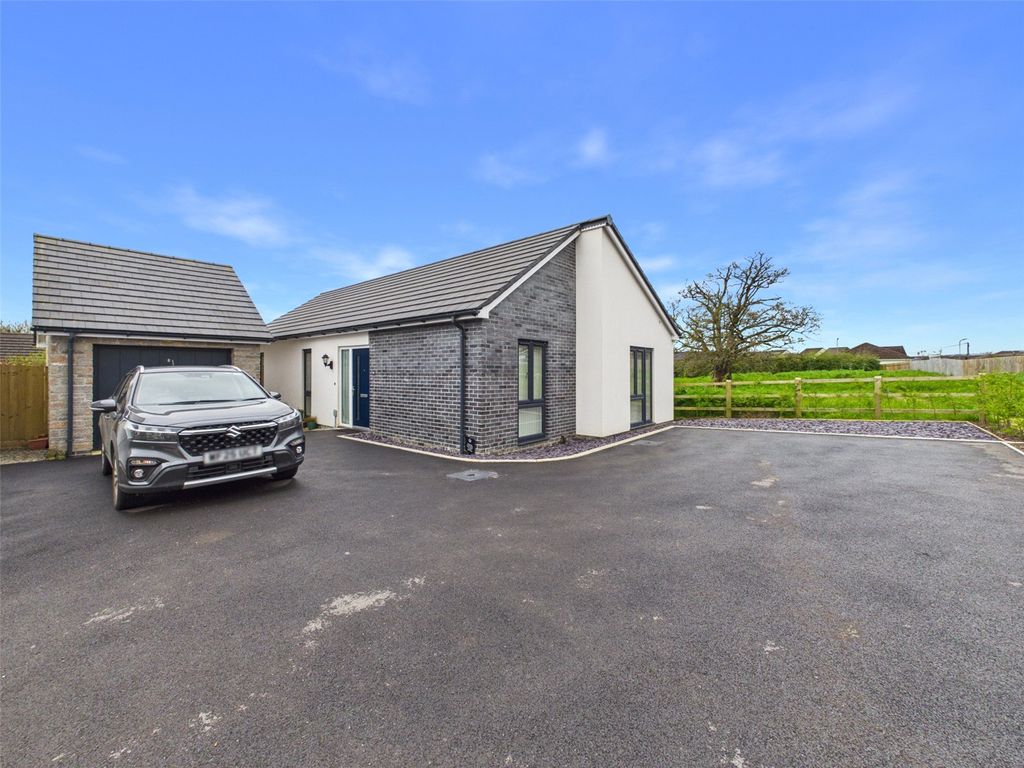 Property photo 1 of 19 Picture No. 21