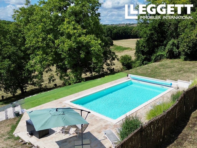 Property photo 2 of 10