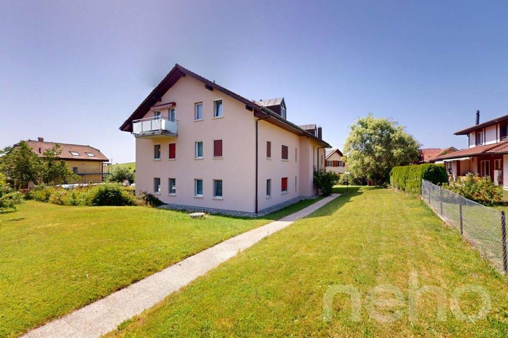 Property photo 2 of 13