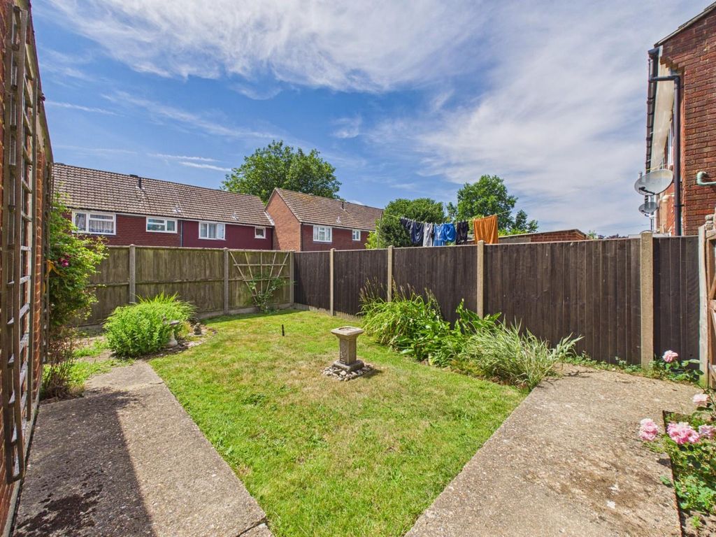 Property photo 2 of 15 Cam05010G0-Pr0141-Still024.Jpg