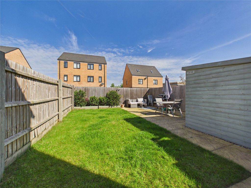 Property photo 2 of 15 Picture No. 14