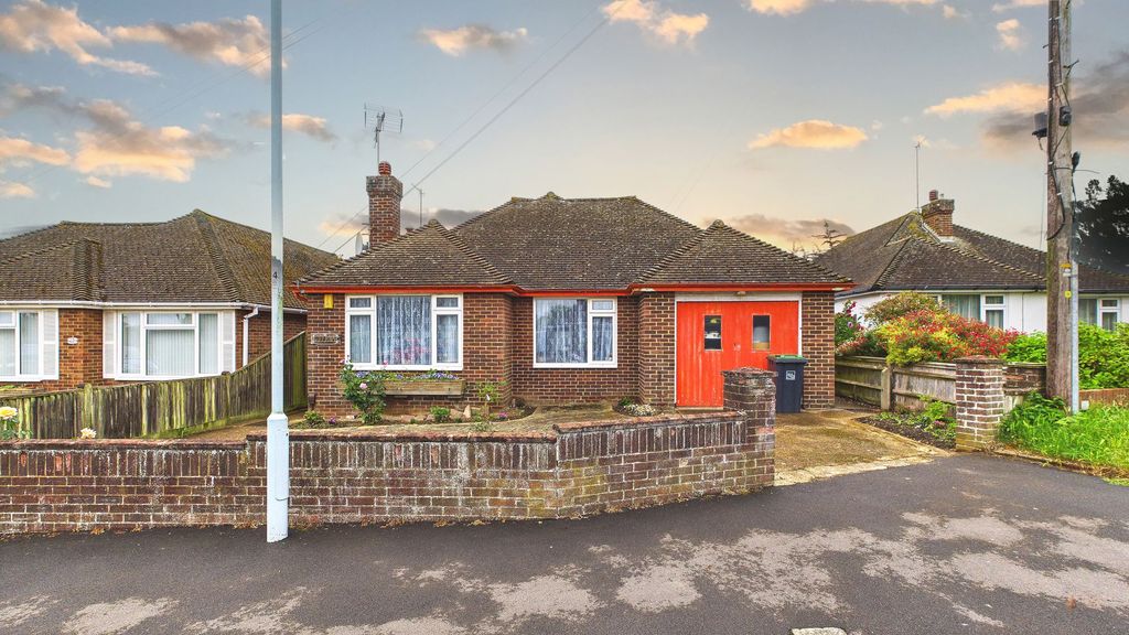 Property photo 1 of 12