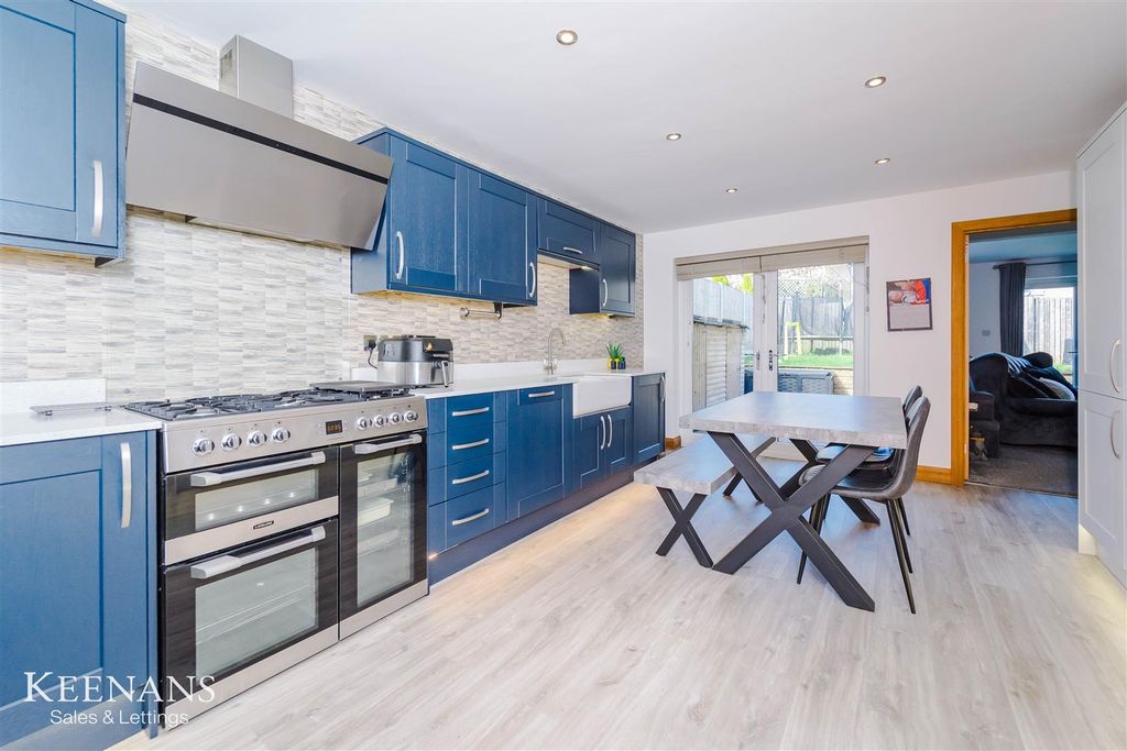 Property photo 2 of 39 11.Jpg