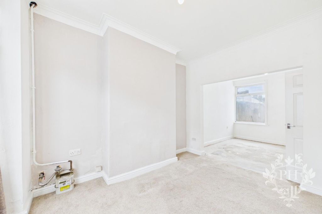 Property photo 3 of 11 57E3757400Fa453c91984075Fb2Cfebe_100_Cam02002G0-Pr