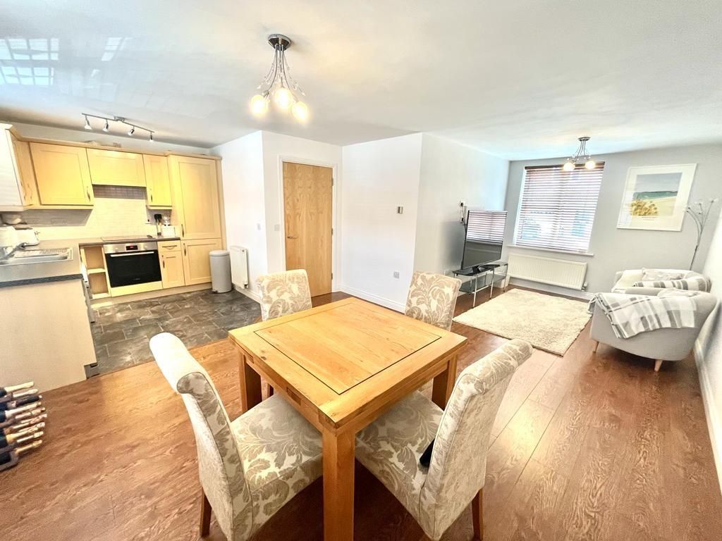 Property photo 2 of 12 Image
