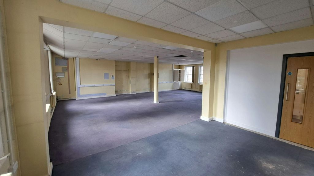 Property photo 3 of 13 20251010_111100.Jpg