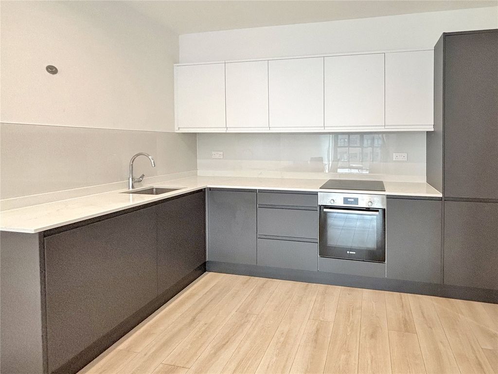 Property photo 3 of 8 Picture No. 02