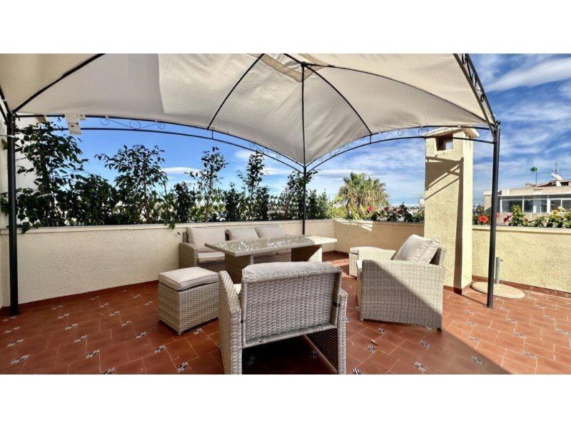 Property photo 1 of 30