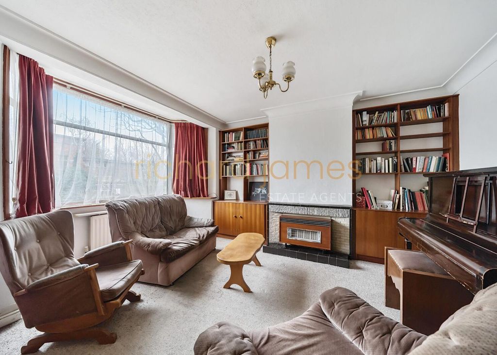 Property photo 2 of 20 2Afa2c10-F80B-4c95-8377-0E29102Be8Af.Jpg