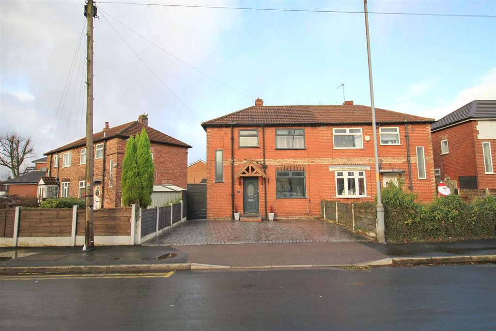 Property photo 1 of 14 Front View.Jpg