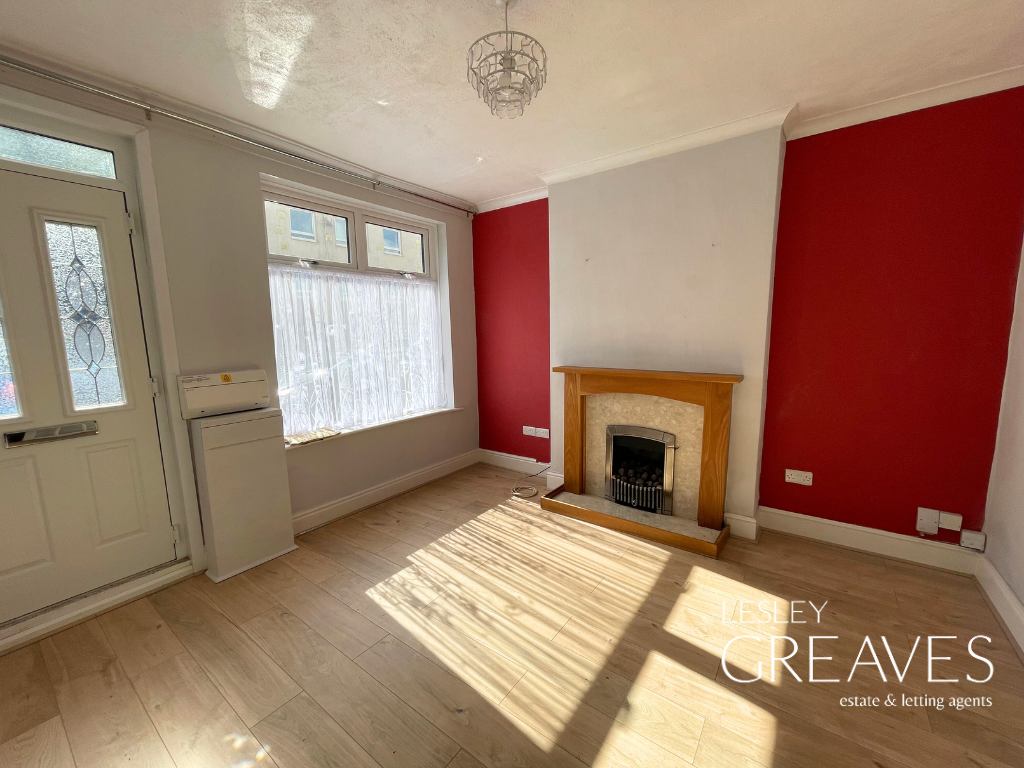 Property photo 2 of 12 Dining Room