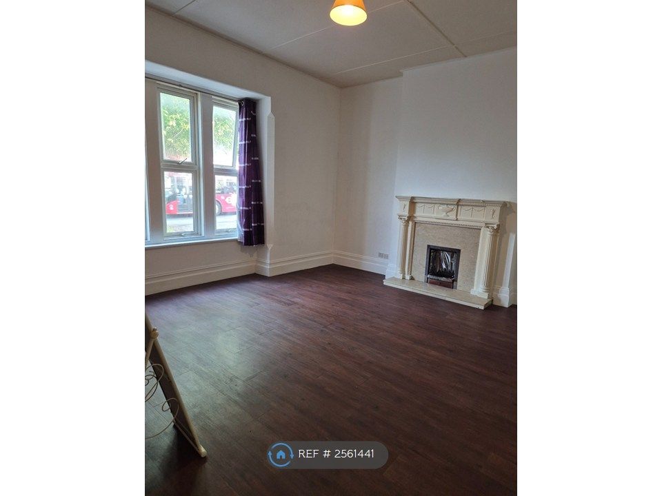 Property photo 2 of 14 Room #1 - 1