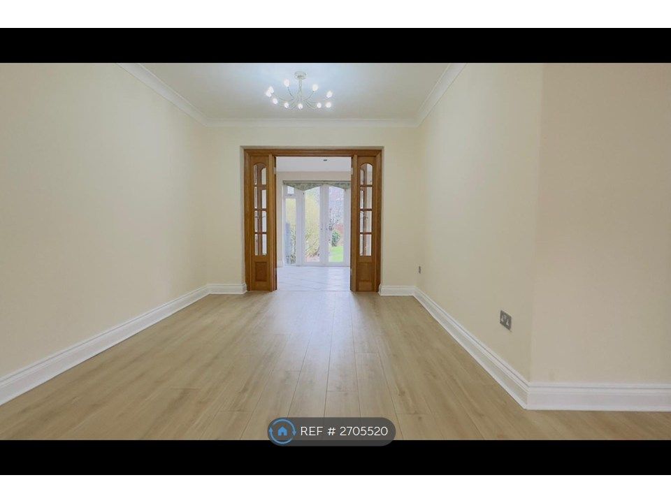 Property photo 2 of 15 Living Room