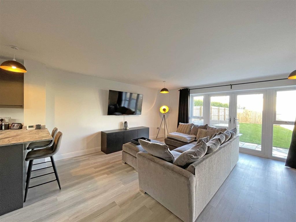Property photo 3 of 17 Lilford Gardens 20A - Living Room 2.Jpg