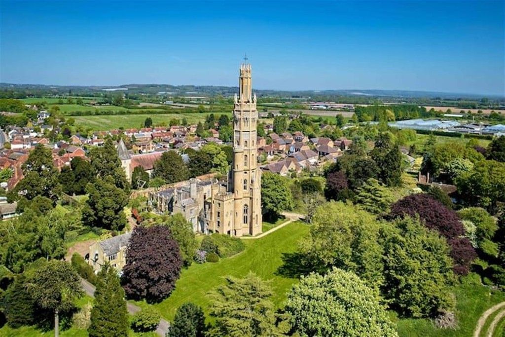 Property photo 1 of 30 Front