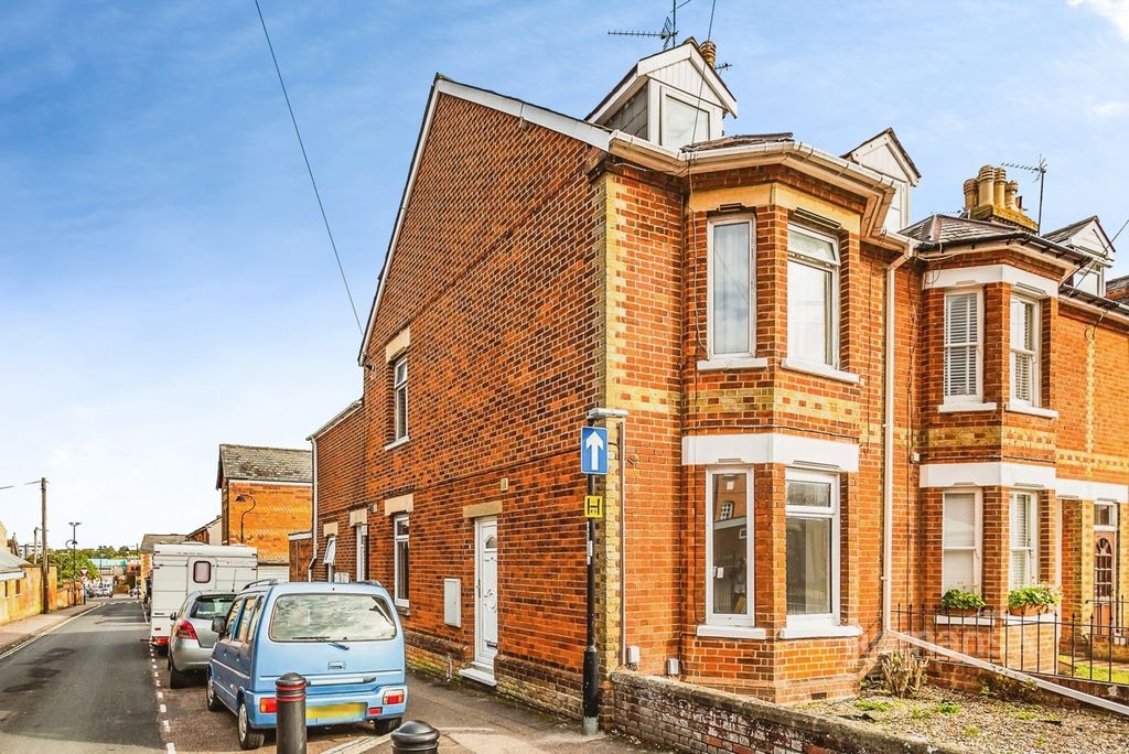 Property photo 1 of 8 Pbox-Img.Jpg