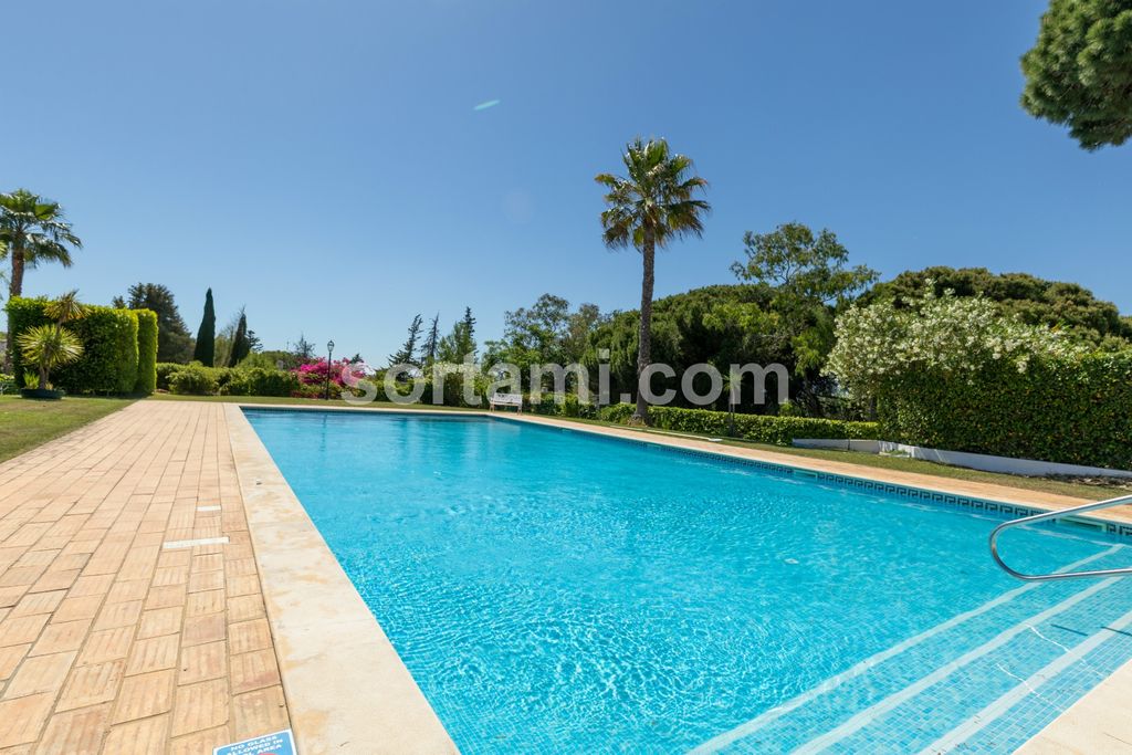 Property photo 1 of 39