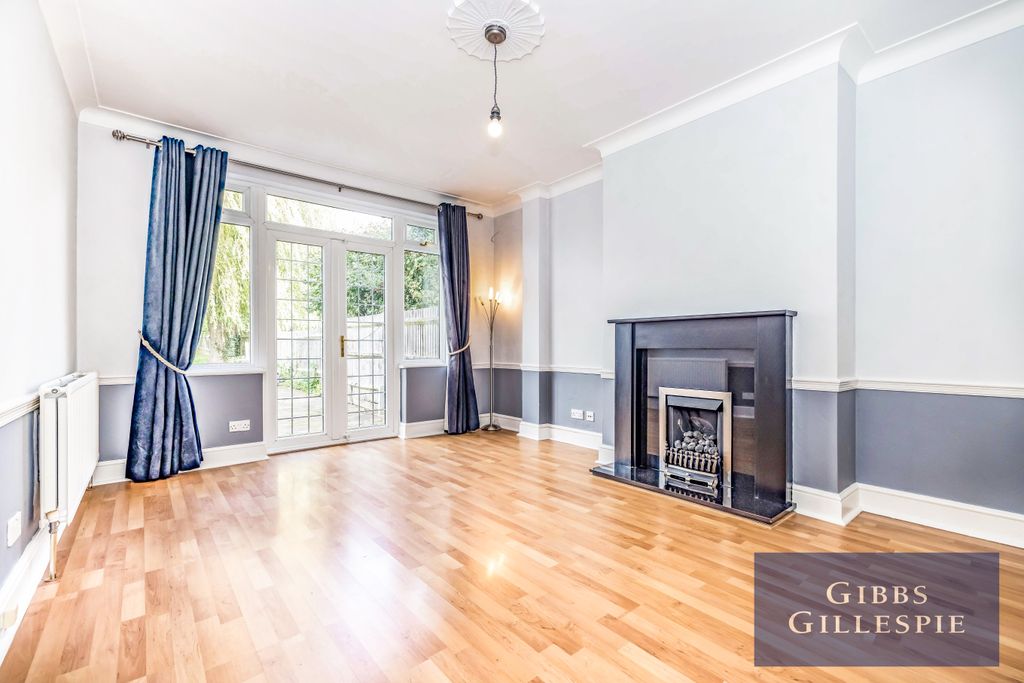 Property photo 2 of 10 Dining Room