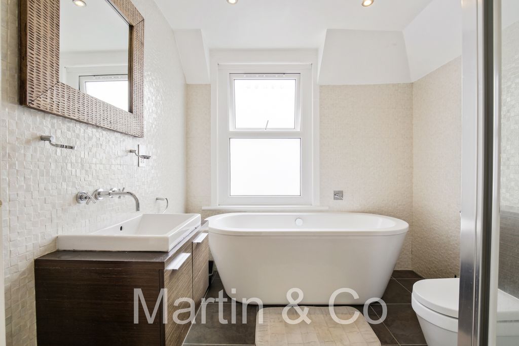 Property photo 3 of 19 1689658530  - 21 St Peter's Street, Cr2 - 6