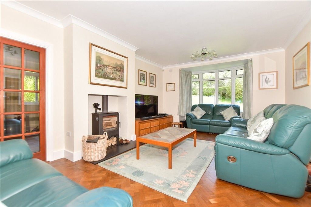 Property photo 3 of 15 Sitting Room